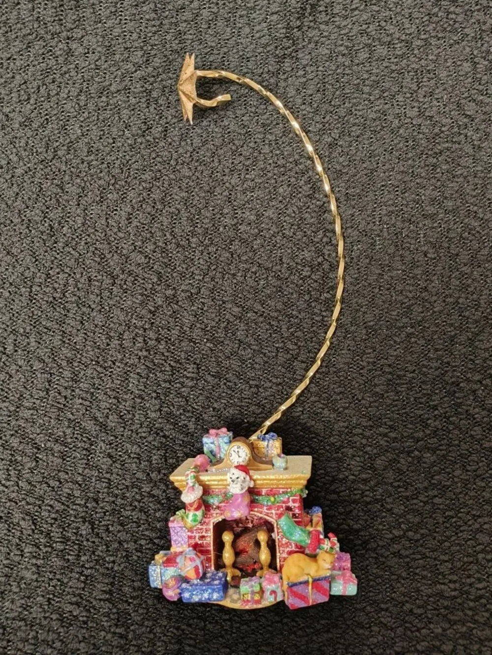Vintage Christmas Fireplace Ornament Miniature Stocking & Gifts Tabletop Decor 3